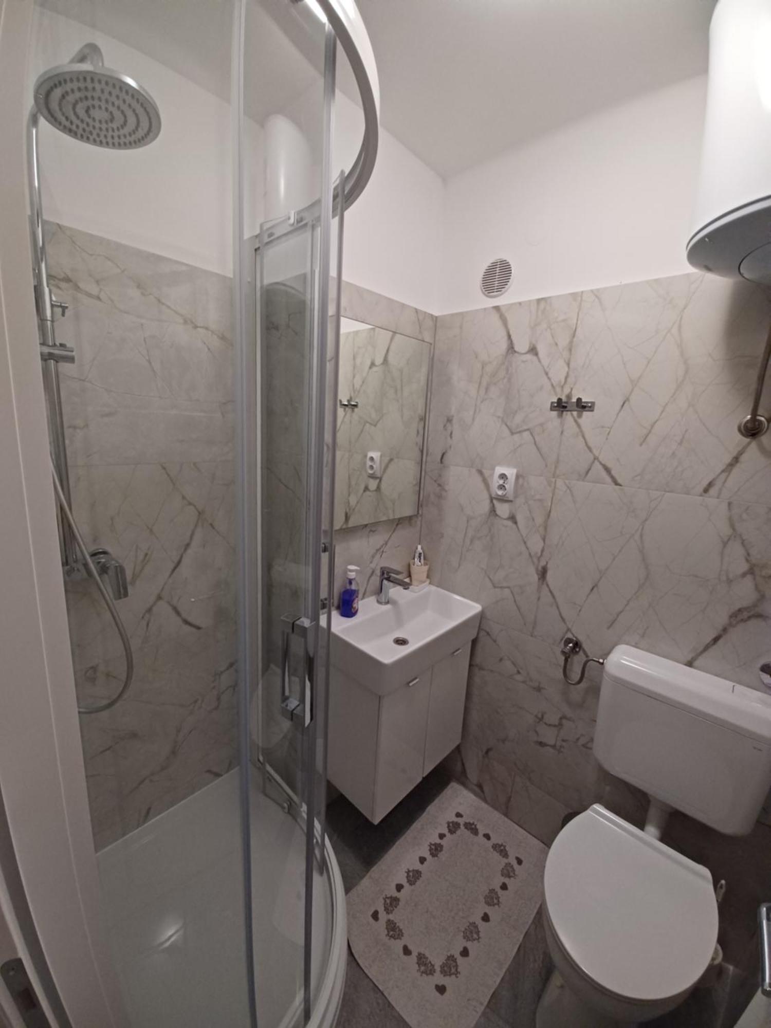 Sunshower Apartment And Studio Сплит Екстериор снимка