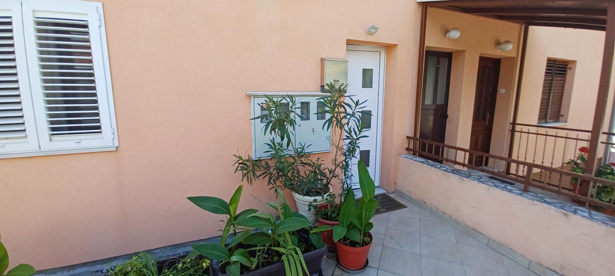 Sunshower Apartment And Studio Сплит Екстериор снимка